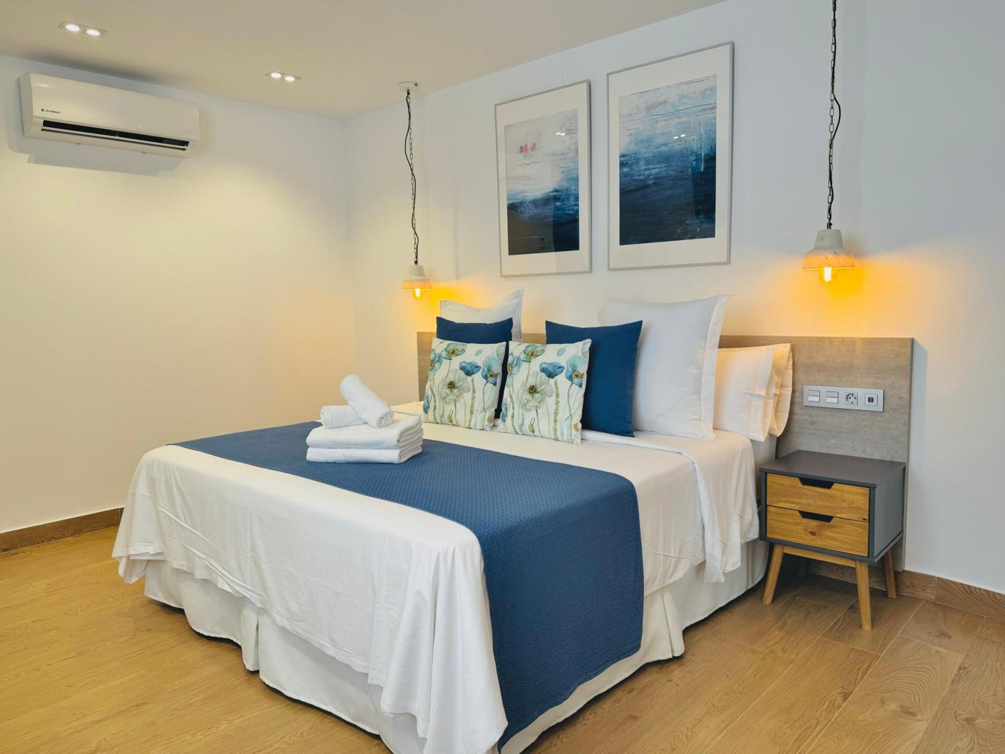 Pueblo Evita Premium Suites Benalmádena Eksteriør bilde