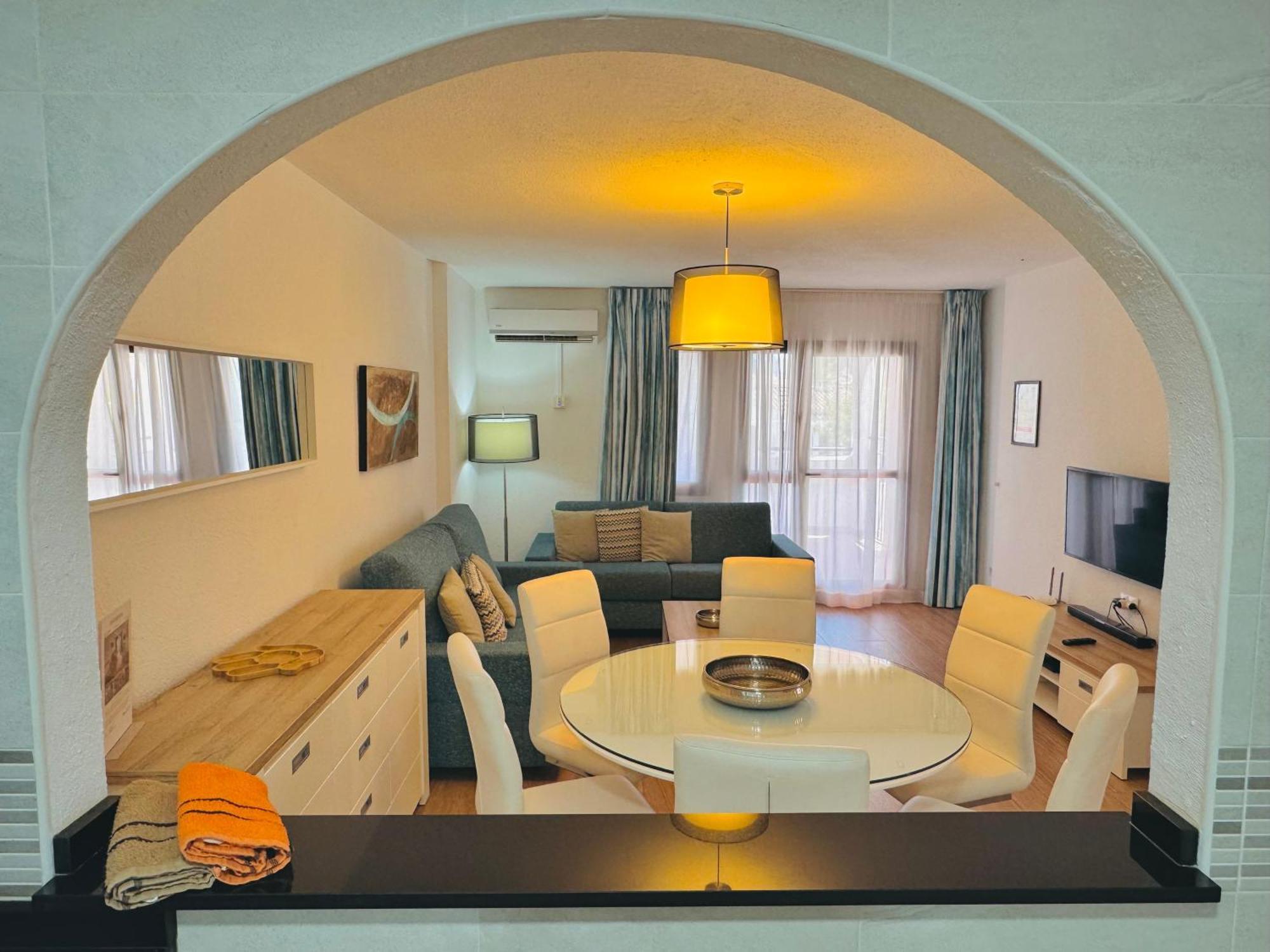 Pueblo Evita Premium Suites Benalmádena Eksteriør bilde