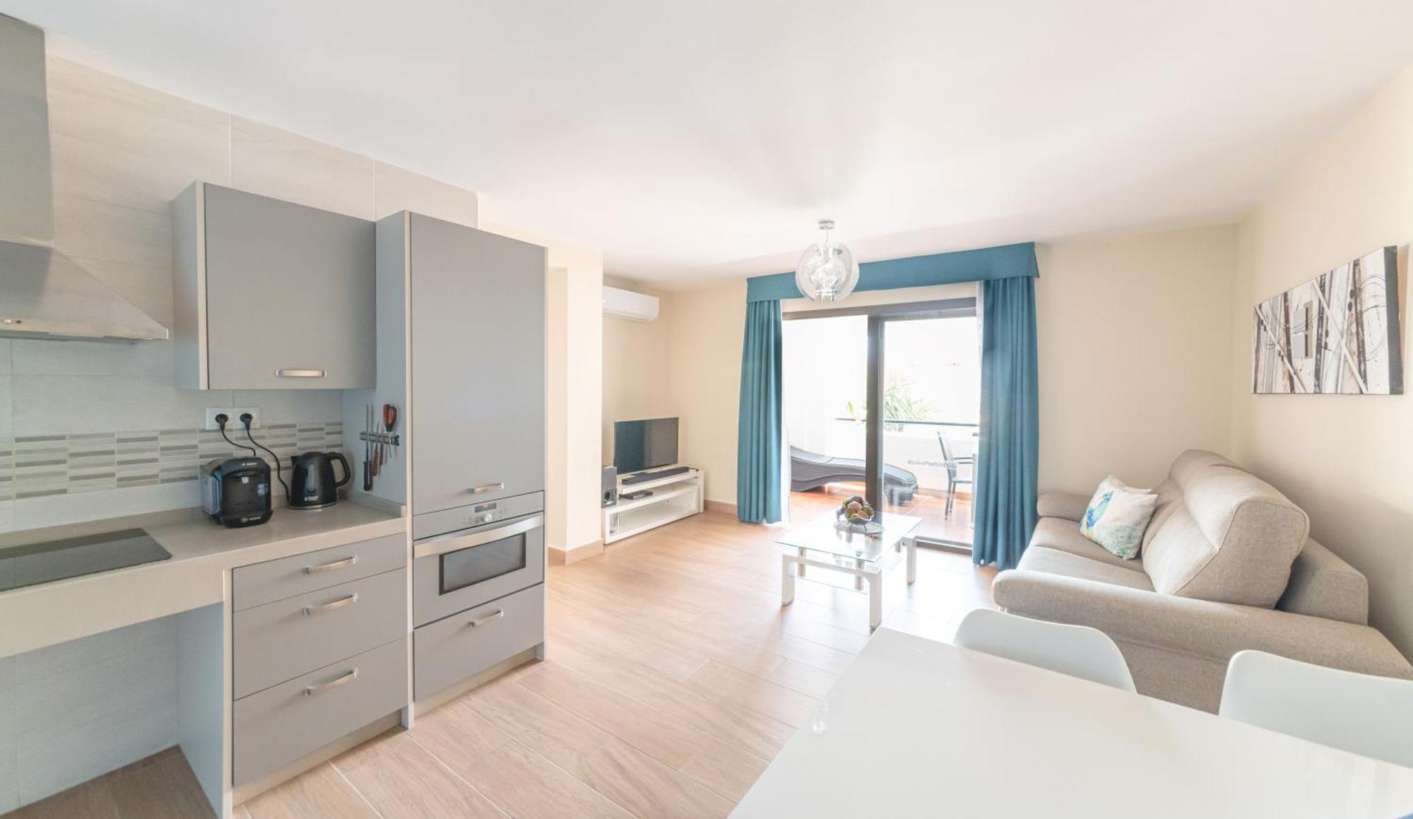 Pueblo Evita Premium Suites Benalmádena Eksteriør bilde