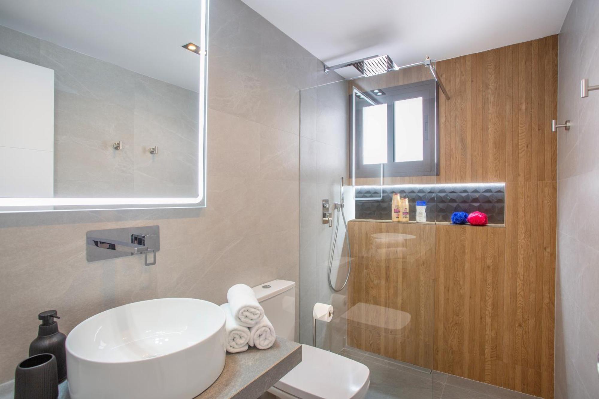 Pueblo Evita Premium Suites Benalmádena Eksteriør bilde
