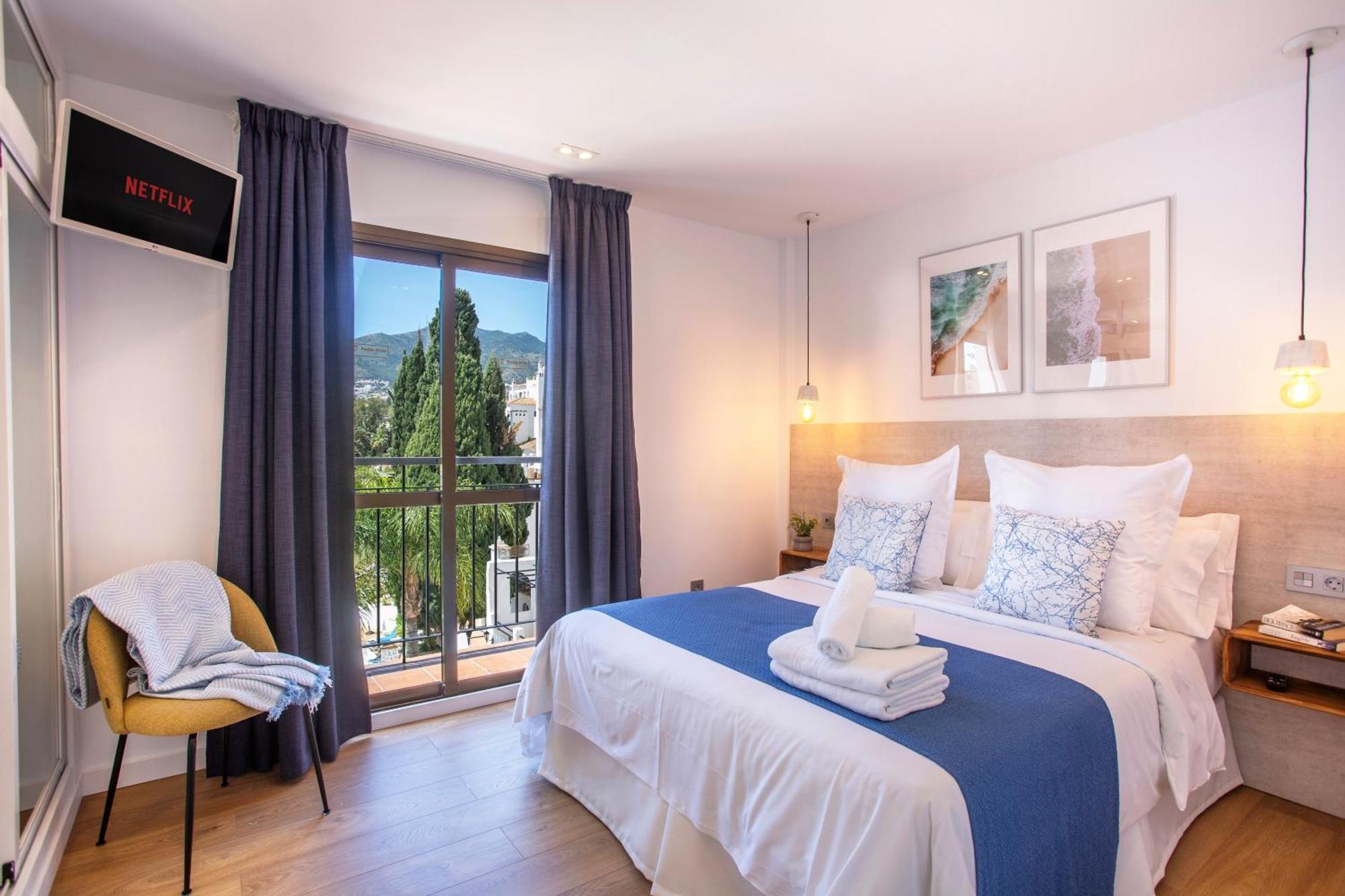 Pueblo Evita Premium Suites Benalmádena Eksteriør bilde