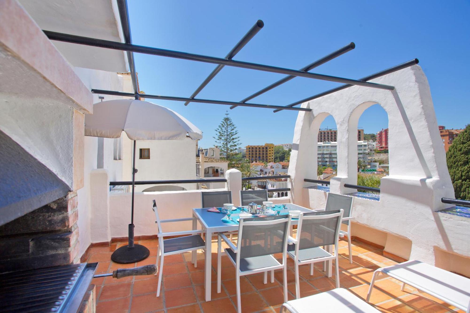 Pueblo Evita Premium Suites Benalmádena Eksteriør bilde