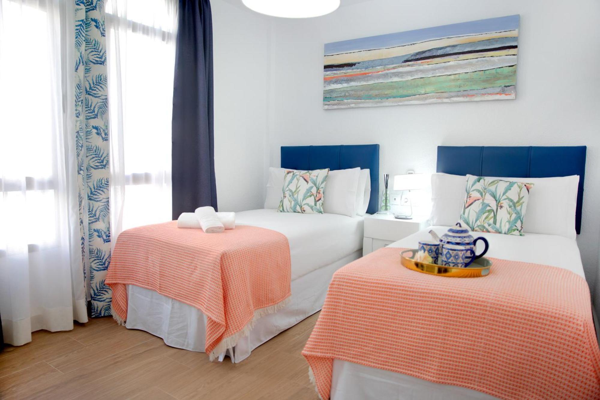 Pueblo Evita Premium Suites Benalmádena Eksteriør bilde